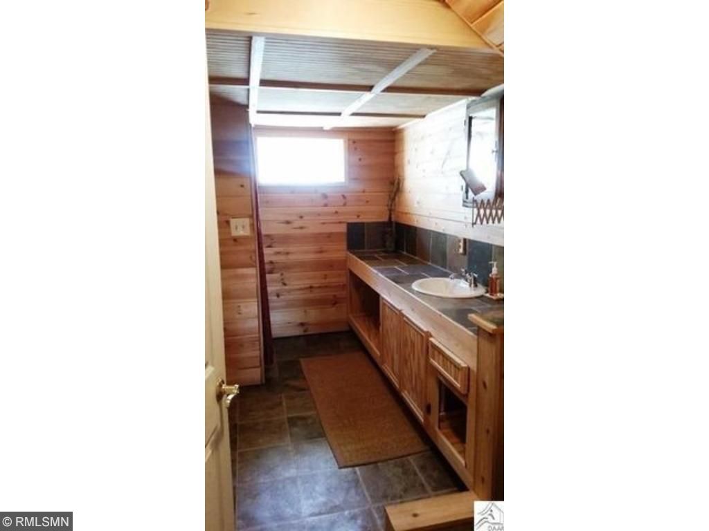 36 W Buffalo St, Duluth, MN 55811 photo 10