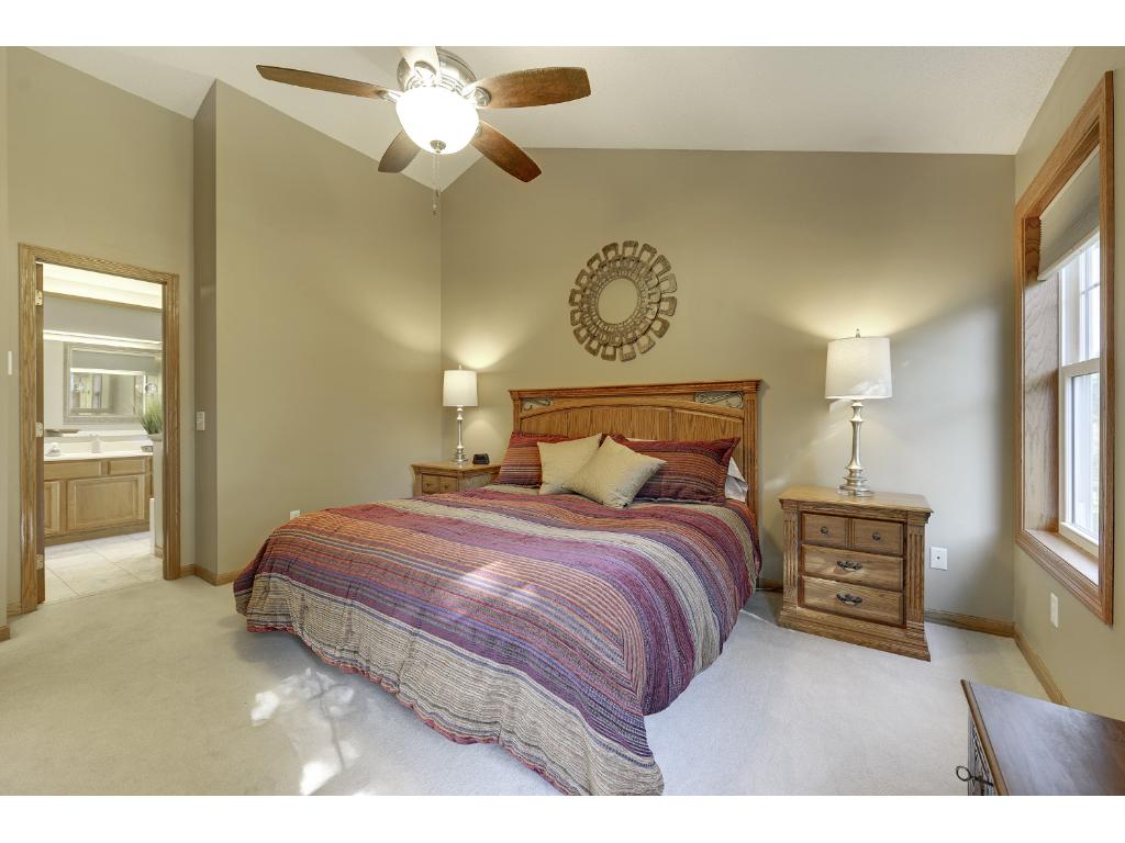 3250 Rolling Hills Dr, Eagan, MN 55121 photo 7