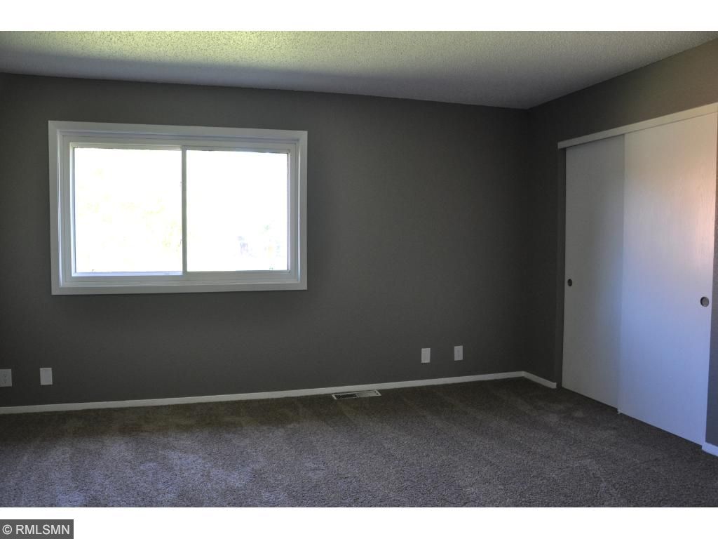 1595 Snowflake Dr, Eagan, MN 55121 photo 11