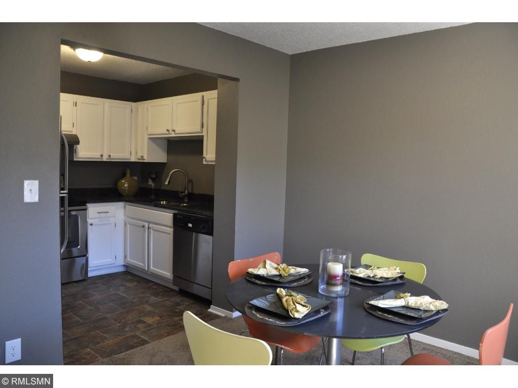 1595 Snowflake Dr, Eagan, MN 55121 photo 2