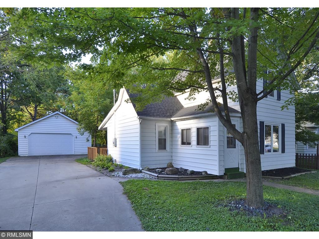 725 Division St W, Faribault, MN 55021 photo 1