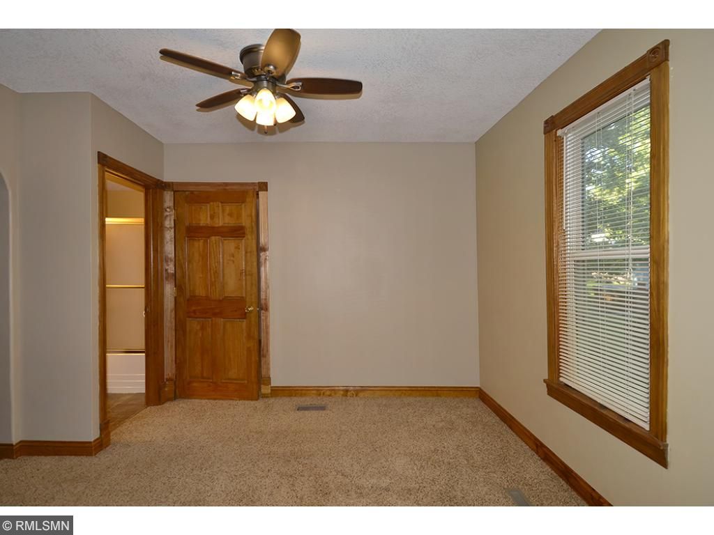 725 Division St W, Faribault, MN 55021 photo 9