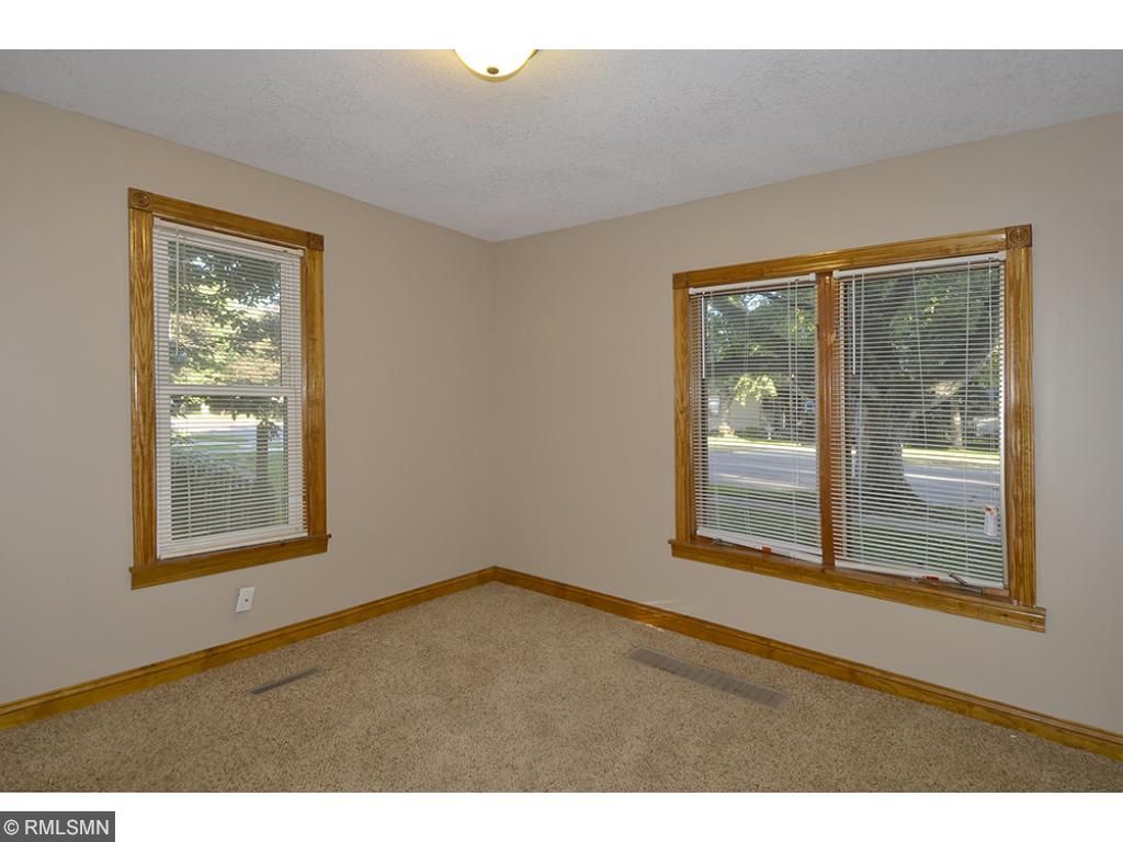 725 Division St W, Faribault, MN 55021 photo 15