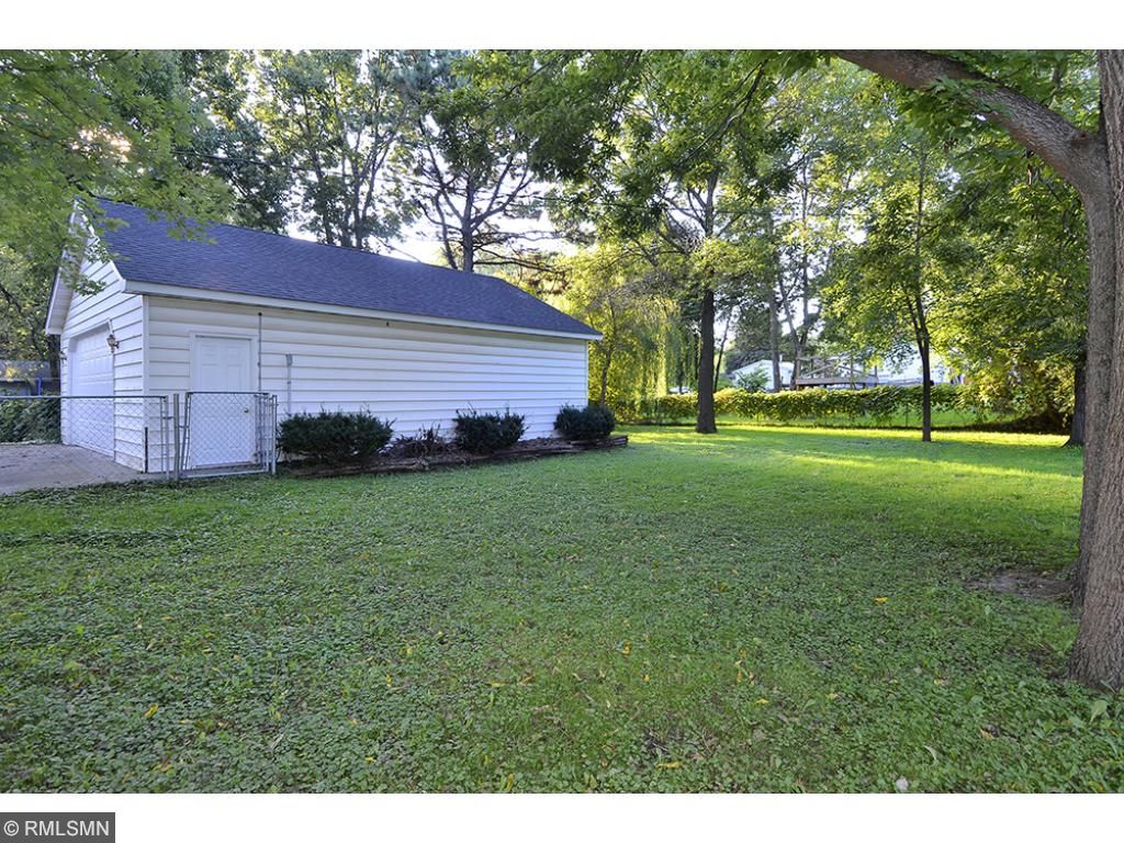 725 Division St W, Faribault, MN 55021 photo 4
