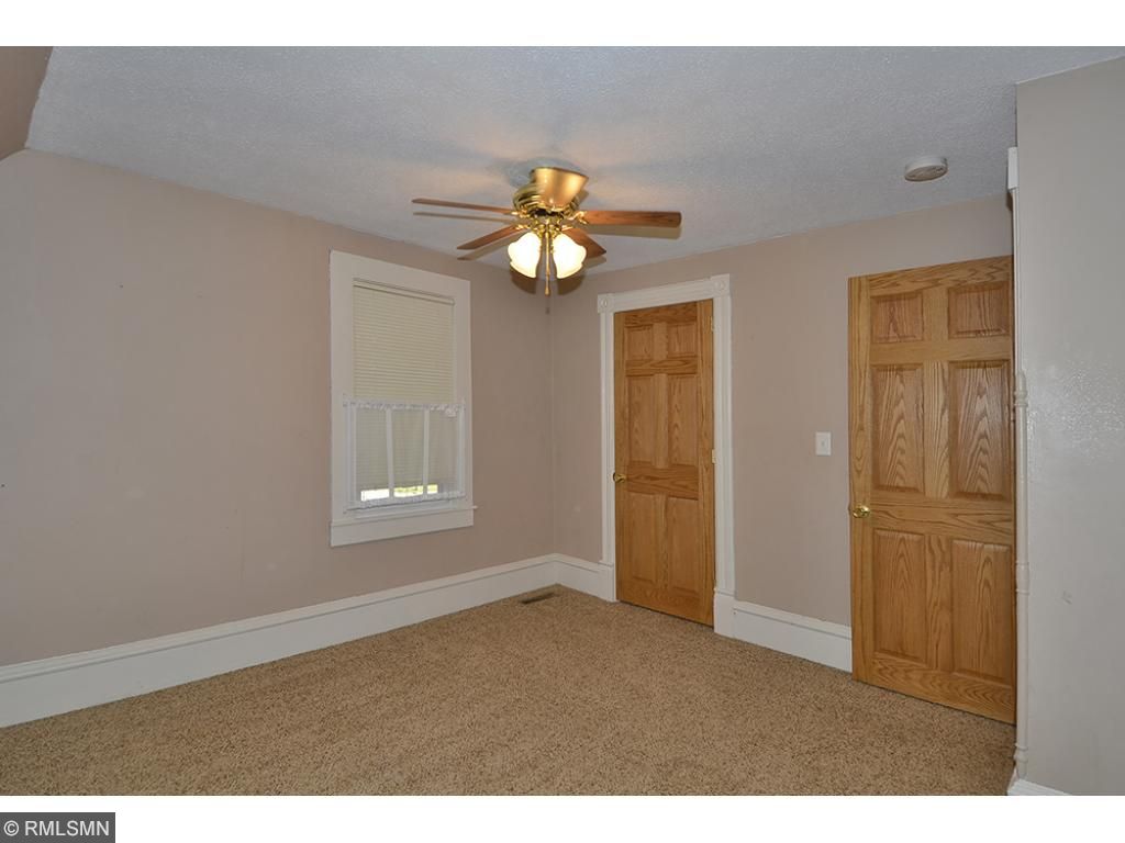 725 Division St W, Faribault, MN 55021 photo 10