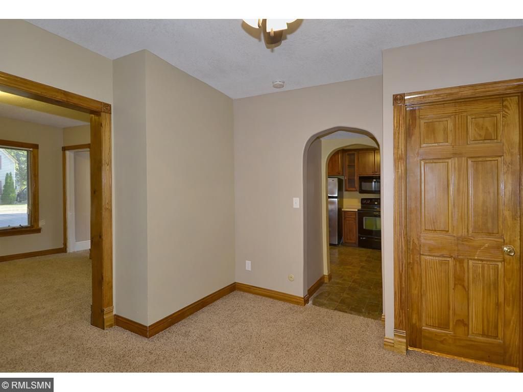 725 Division St W, Faribault, MN 55021 photo 8