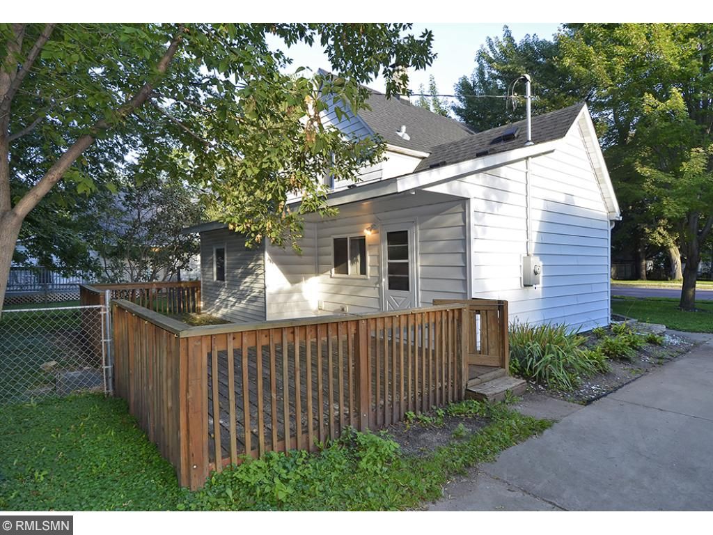 725 Division St W, Faribault, MN 55021 photo 3