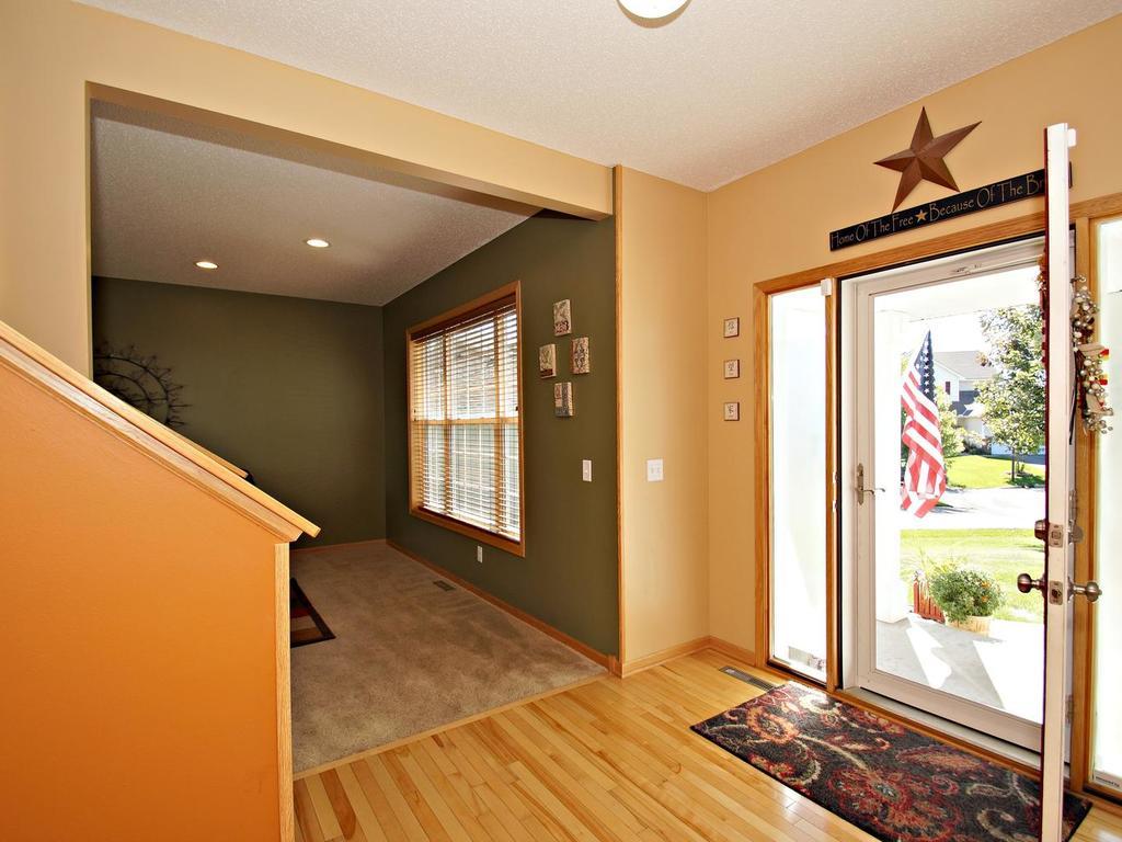565 Summit Ave, Dundas, MN 55019 photo 2