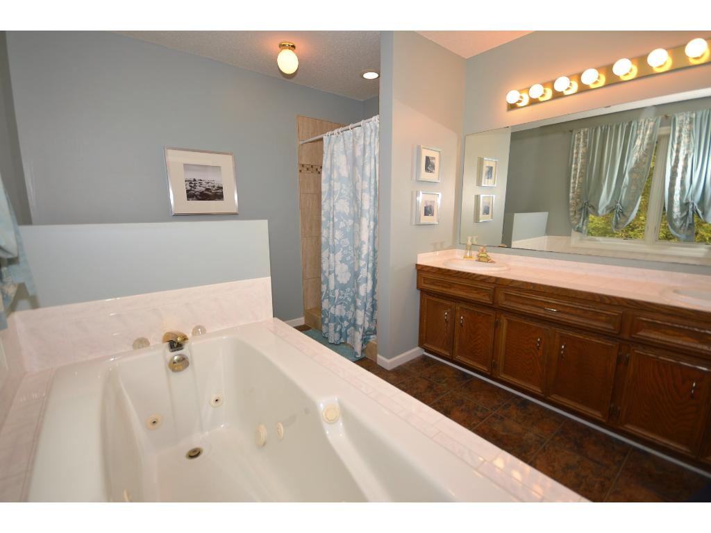 4468 N Mallard Trl, Eagan, MN 55122 photo 12