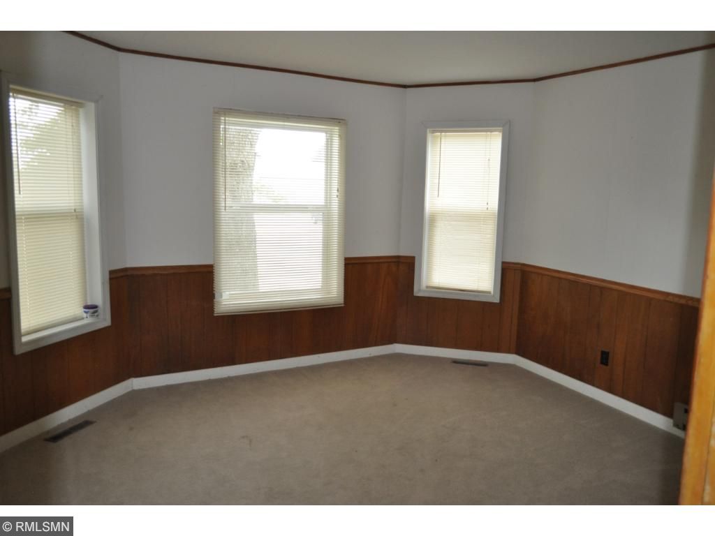 139 Main St E, Freeport, MN 56331 photo 8