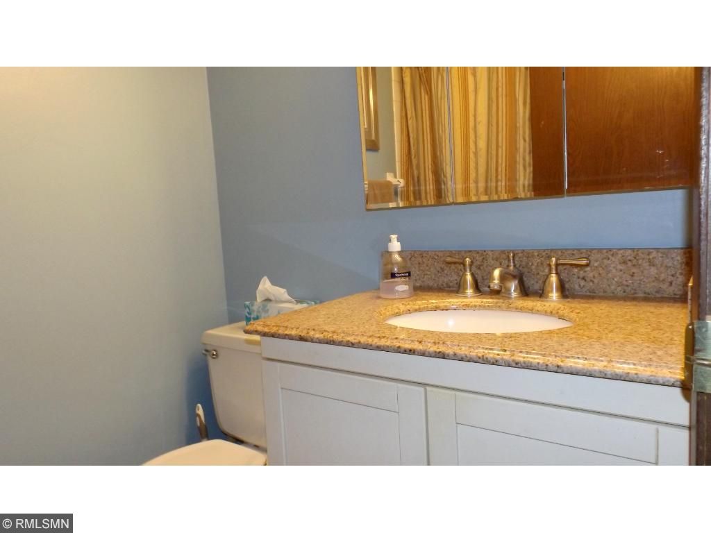 1526 Aspen Dr, Eagan, MN 55122 photo 14