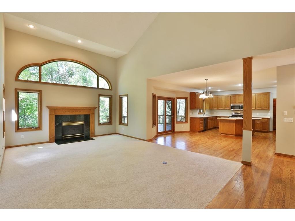 2086 Royale Dr, Eagan, MN 55122 photo 5