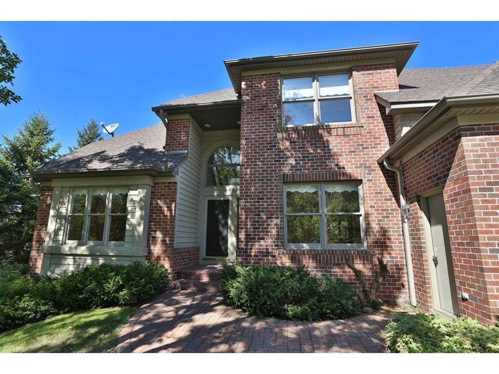 2086 Royale Dr, Eagan, MN 55122 photo 3