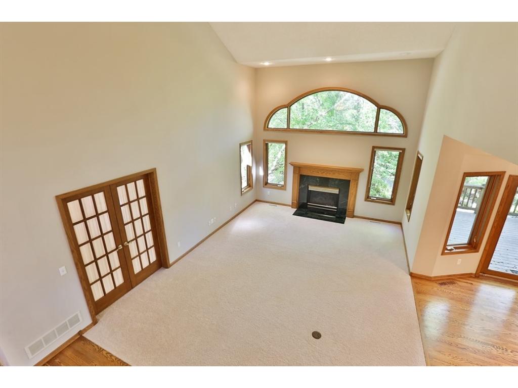 2086 Royale Dr, Eagan, MN 55122 photo 4