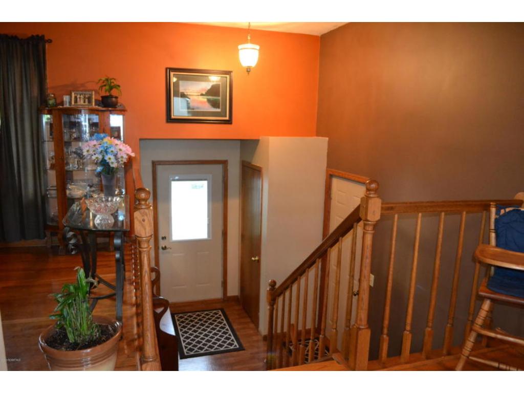 524 4th St E, Wanamingo, MN 55983 photo 10