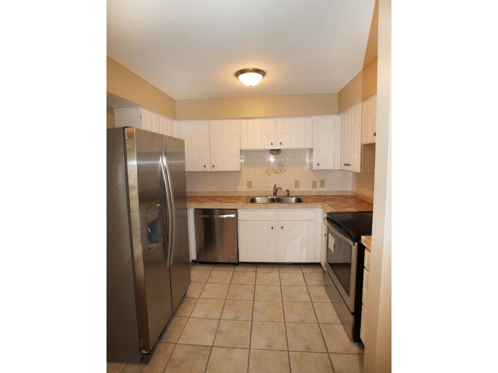 1410 Rainbow Ave, Maple Plain, MN 55359 photo 5