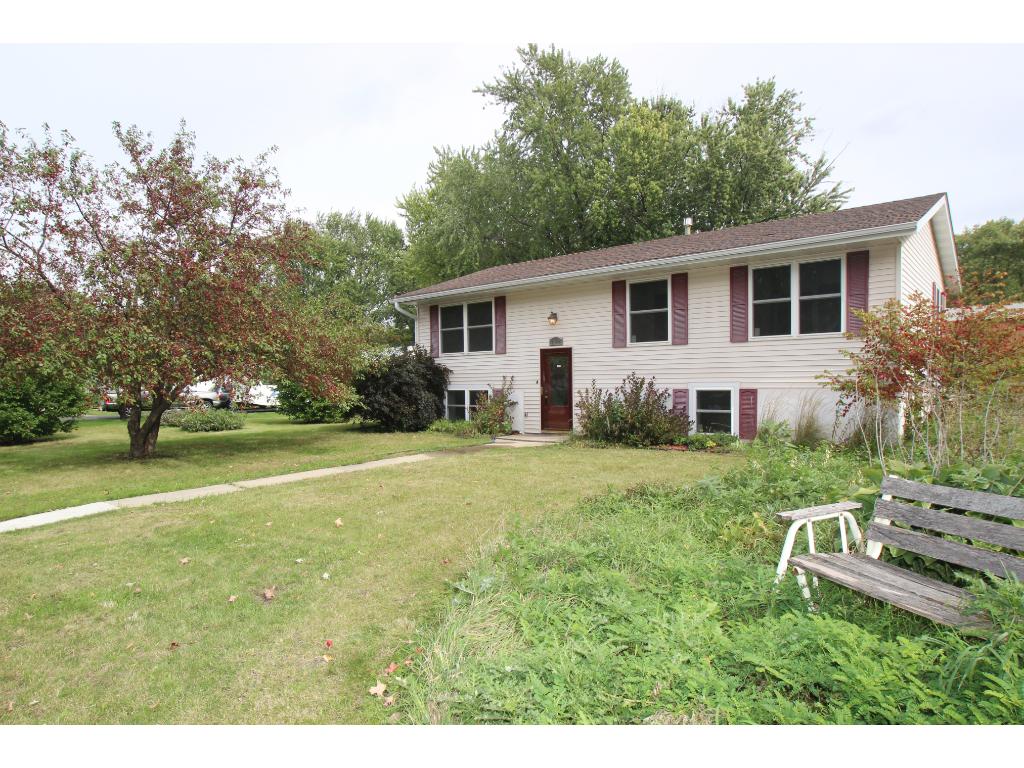 1410 Rainbow Ave, Maple Plain, MN 55359 photo 1