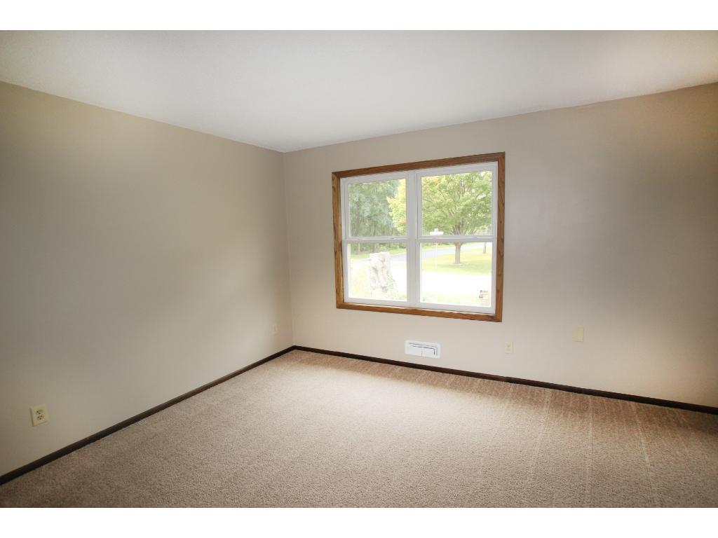 1410 Rainbow Ave, Maple Plain, MN 55359 photo 8