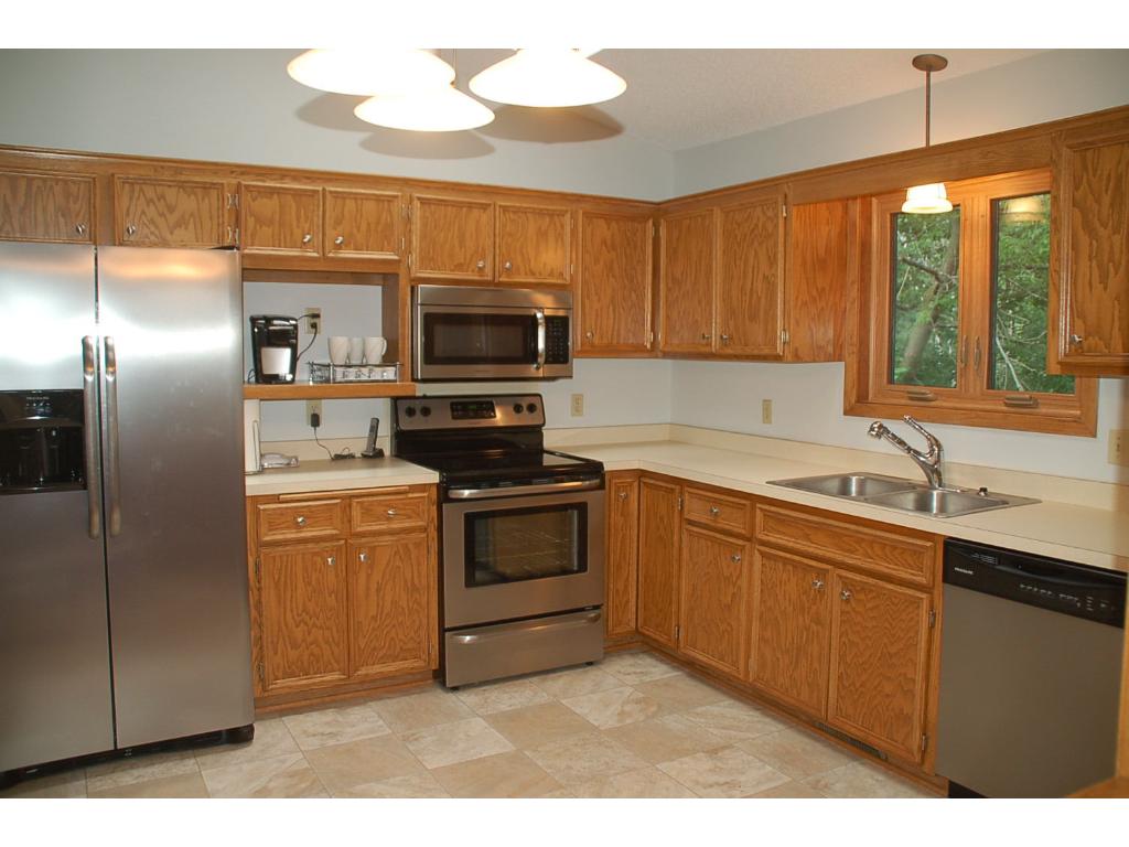 2232 James St, Eagan, MN 55122 photo 2