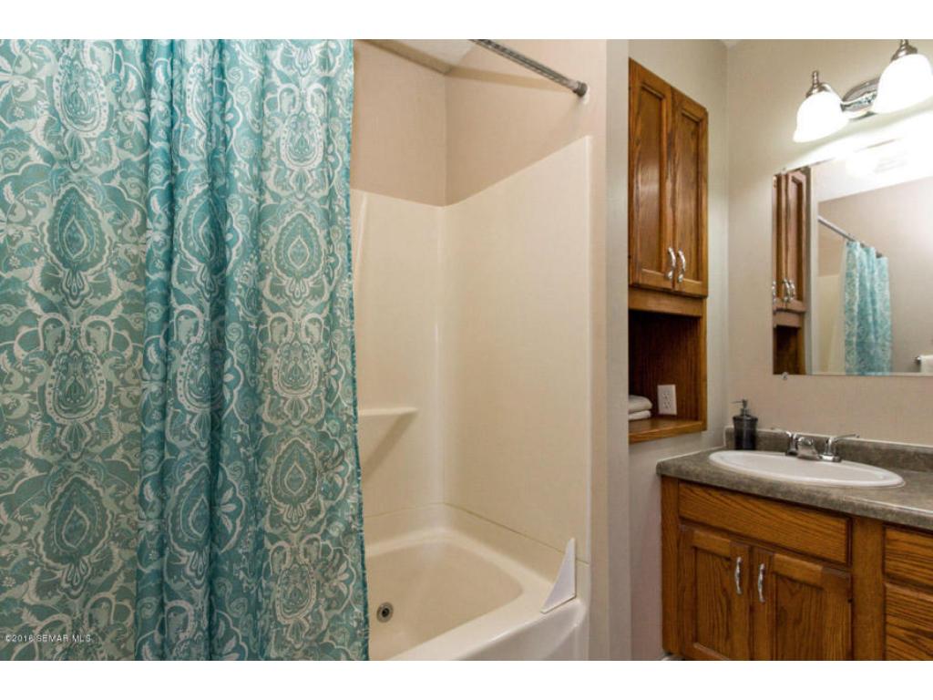 235 2nd Ave SE, Plainview, MN 55964 photo 13