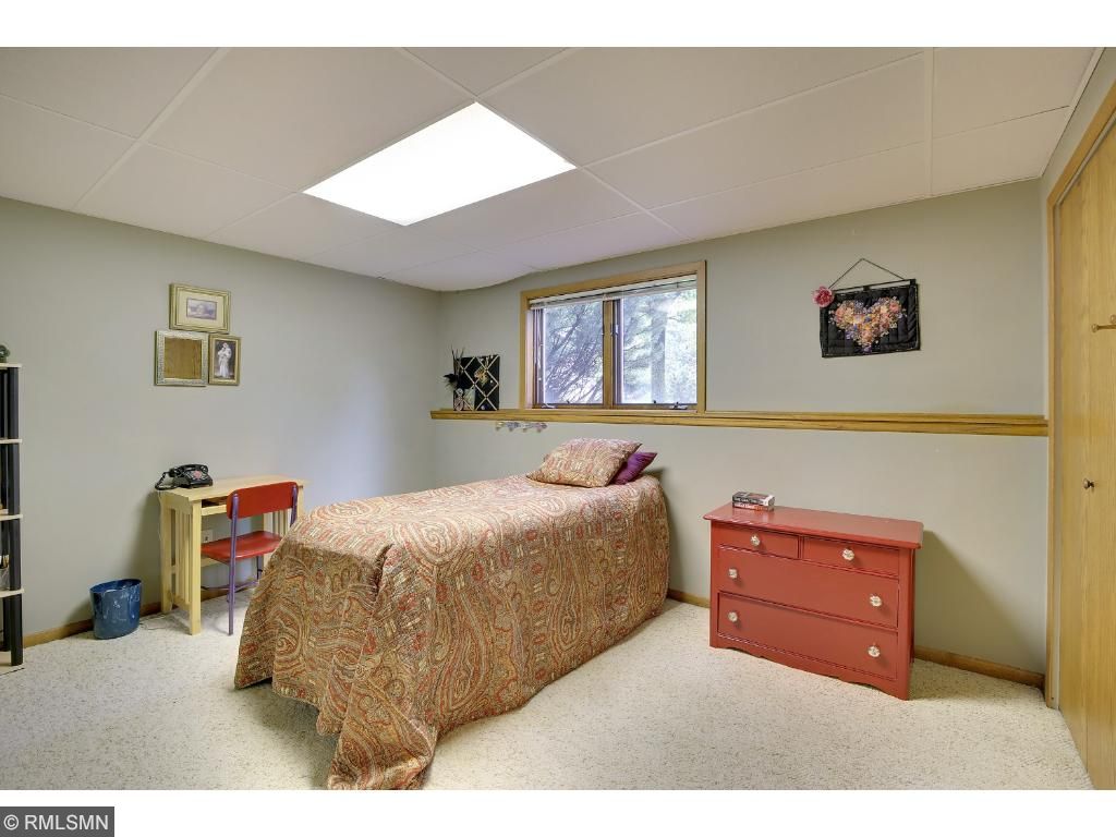 4847 Sky View Ct, Eagan, MN 55122 photo 14