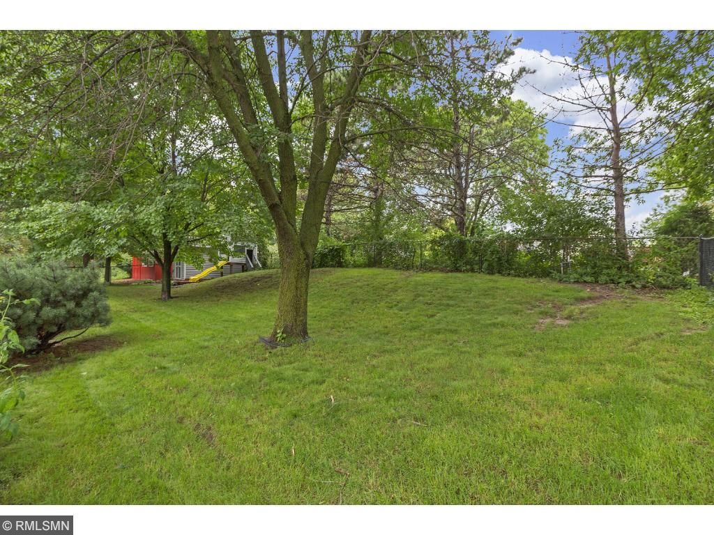 4847 Sky View Ct, Eagan, MN 55122 photo 16