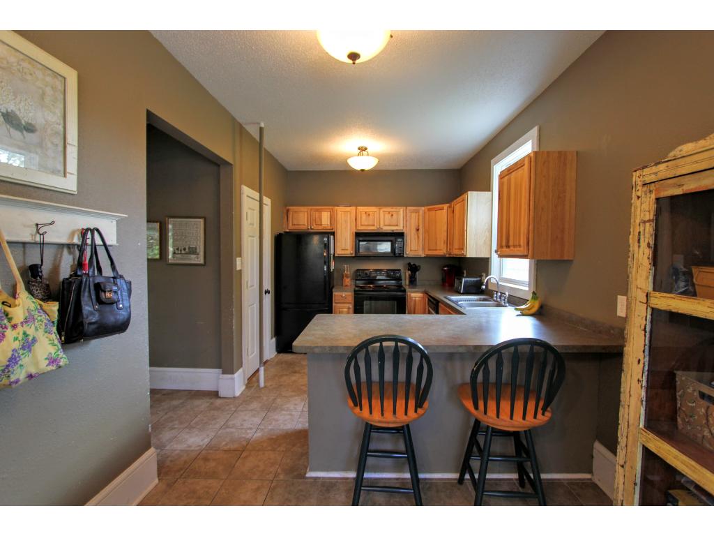 423 Bluff Ave, Brainerd, MN 56401 photo 2