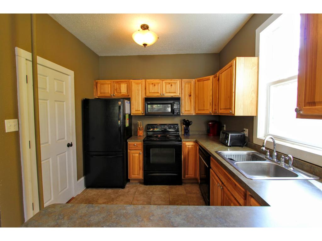 423 Bluff Ave, Brainerd, MN 56401 photo 3