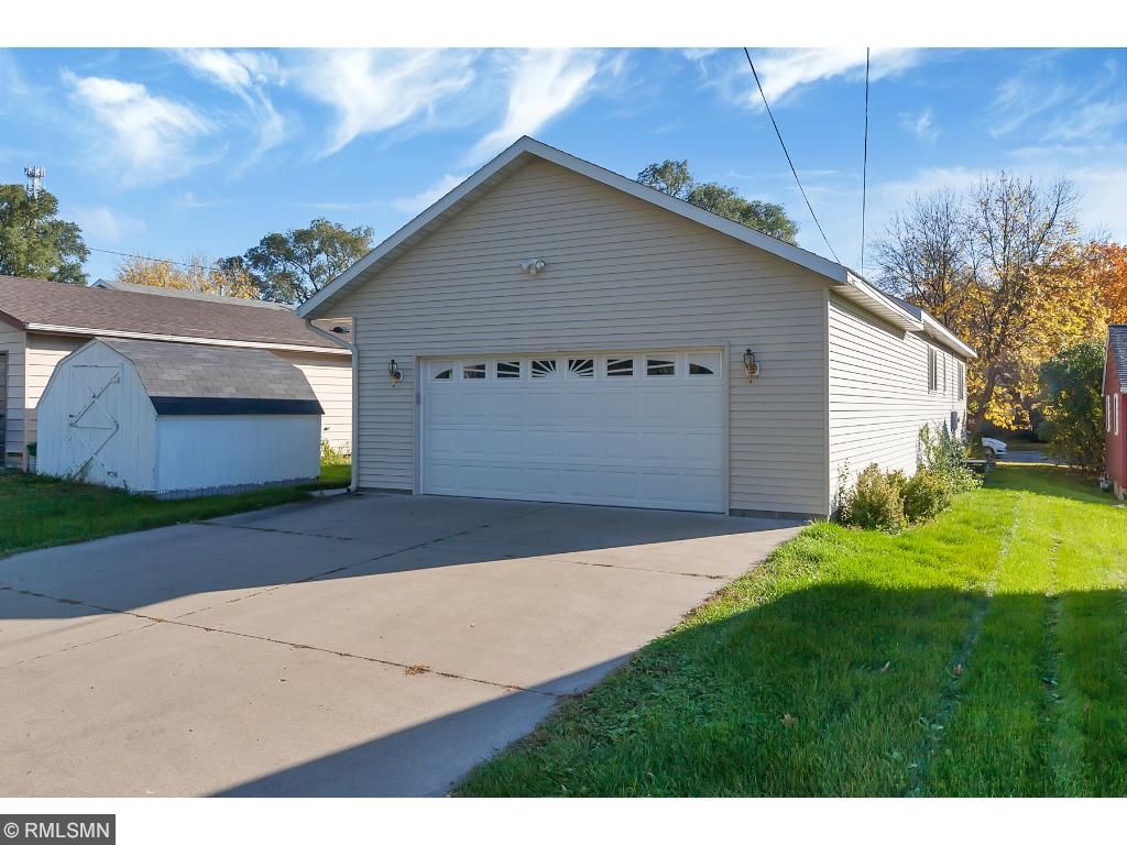433 25th Ave N, Saint Cloud, MN 56303 photo 2