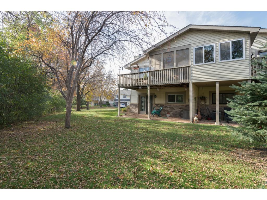 4304 Clemson Cir #B, Eagan, MN 55122 photo 2