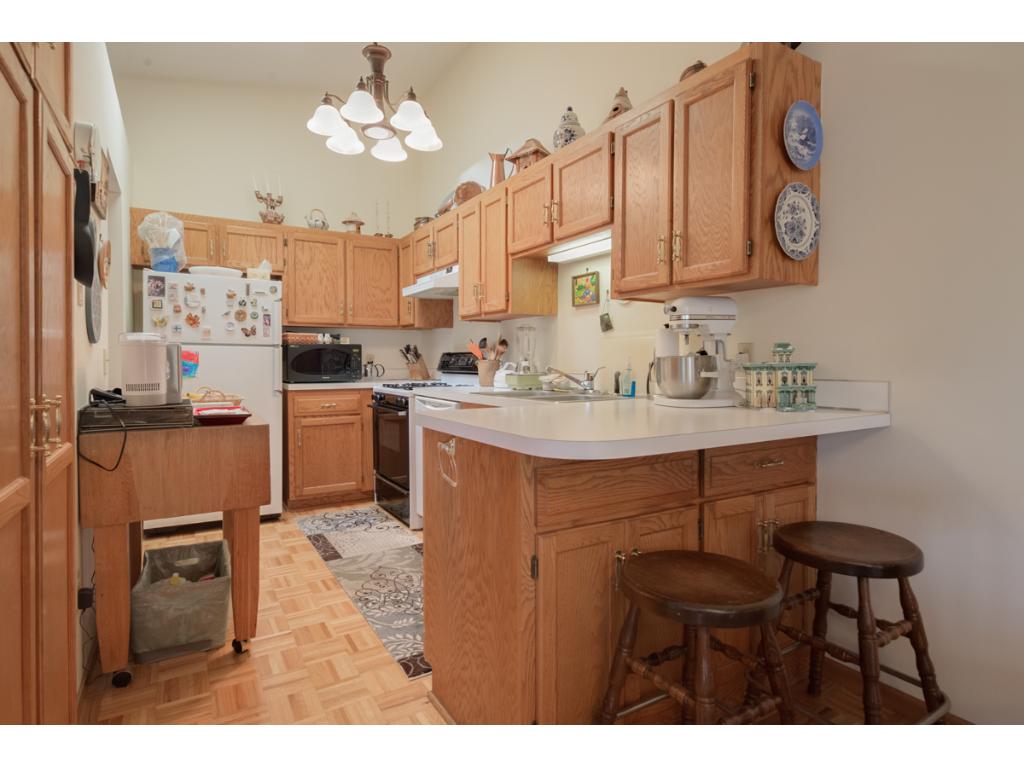 4304 Clemson Cir #B, Eagan, MN 55122 photo 4