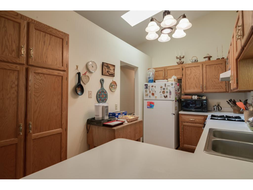 4304 Clemson Cir #B, Eagan, MN 55122 photo 6