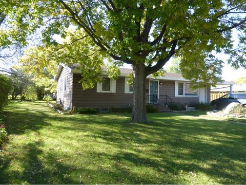 2104 Centennial Dr, Saint Cloud, MN 56303 photo 2