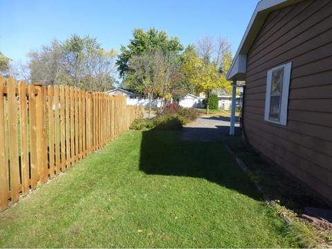 2104 Centennial Dr, Saint Cloud, MN 56303 photo 6