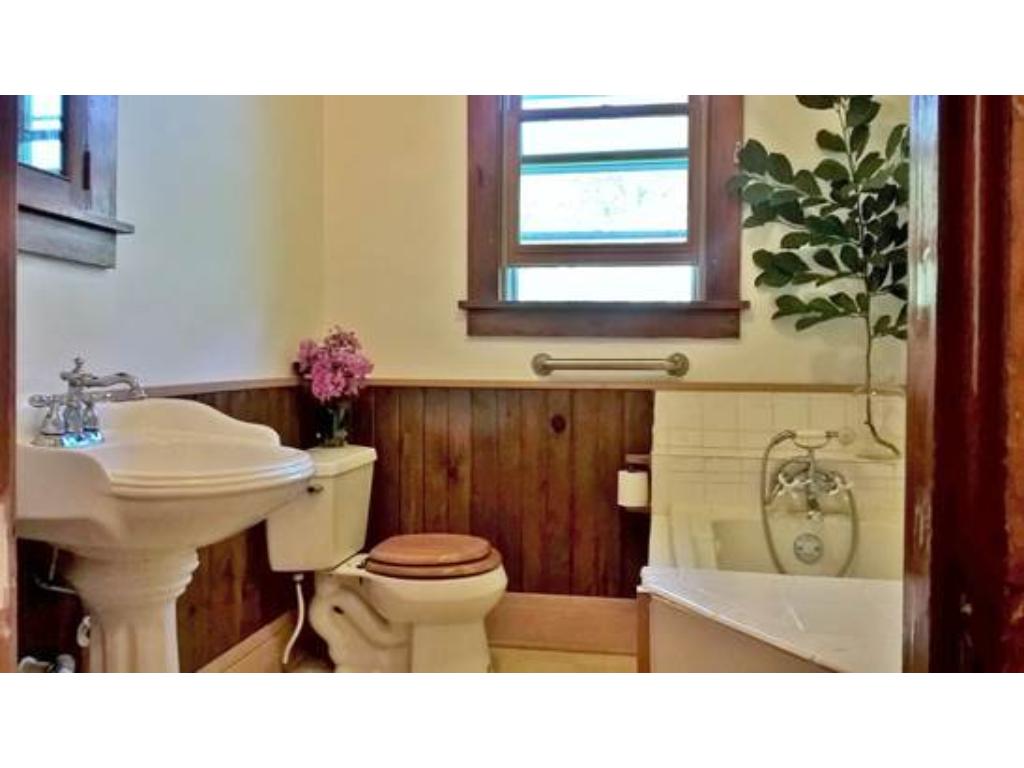 420 E Pine St, River Falls, WI 54022 photo 9