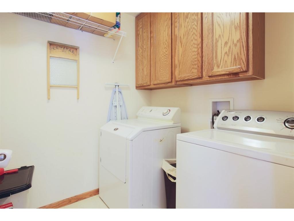 1002 Heldt St, Chaska, MN 55318 photo 14