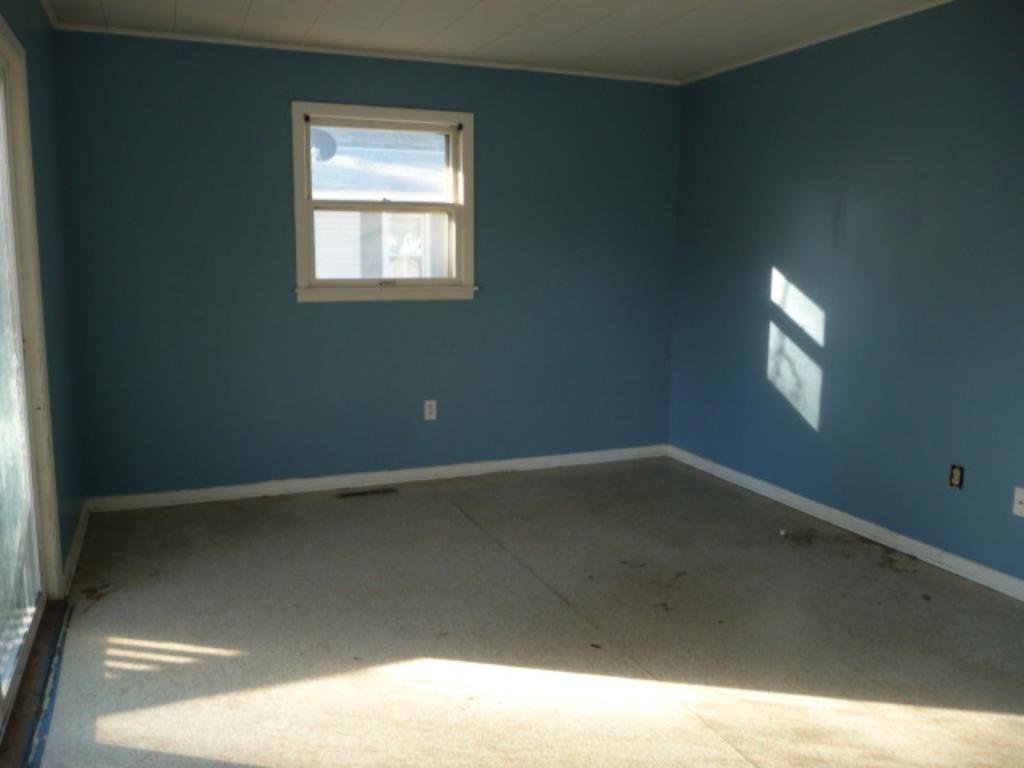 407 Shumway Ave, Faribault, MN 55021 photo 9