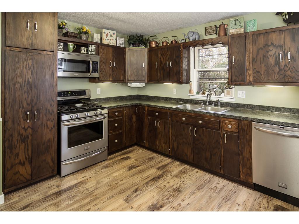 1018 8th St SW, Faribault, MN 55021 photo 7