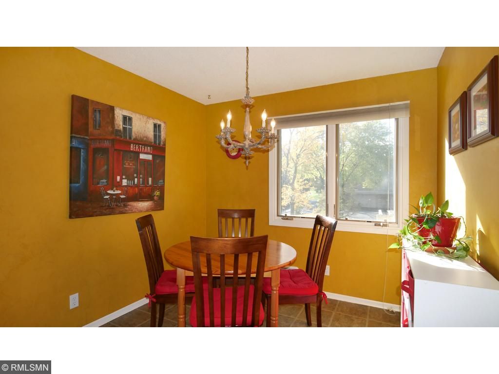 10366 Rich Rd, Bloomington, MN 55437 photo 7