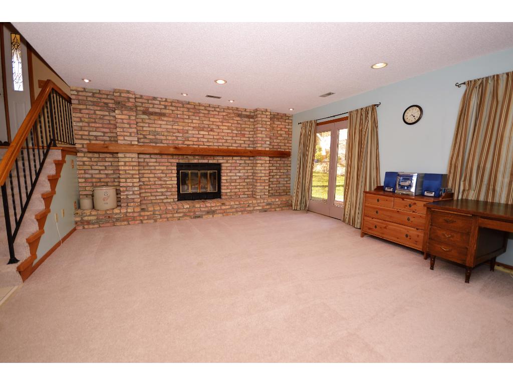1569 Clemson Dr #B, Eagan, MN 55122 photo 16