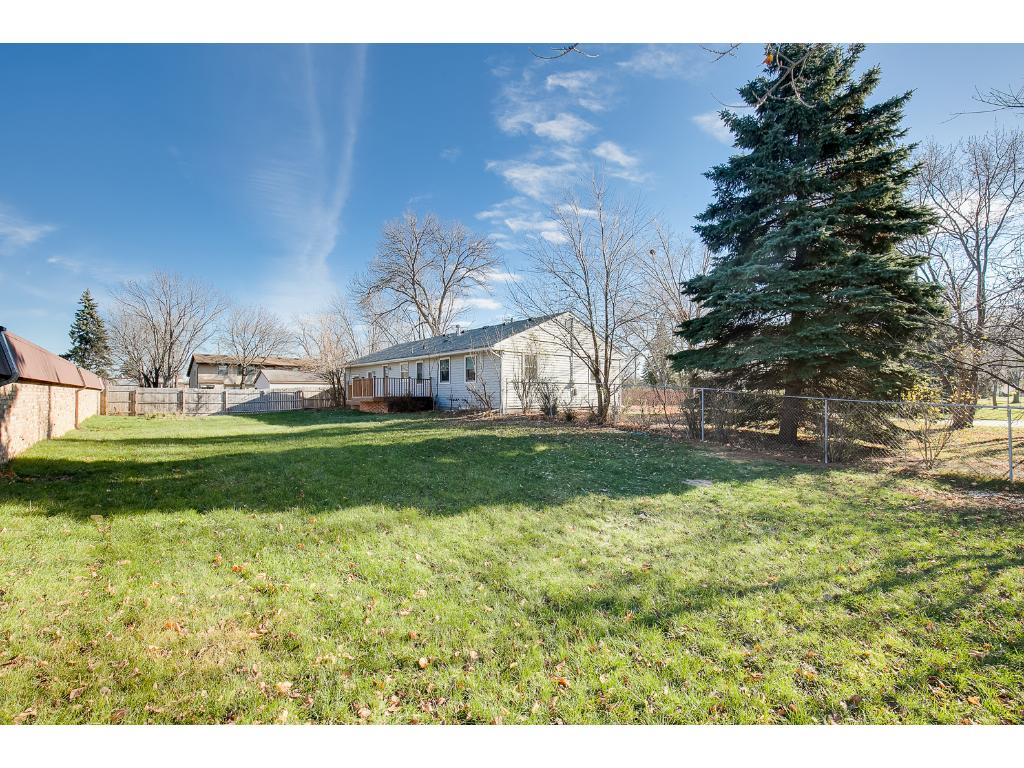 1700 E 90th St, Bloomington, MN 55425 photo 16