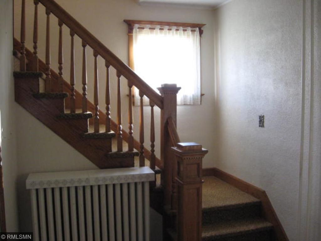 605 15th St E, Glencoe, MN 55336 photo 5