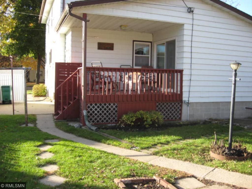 605 15th St E, Glencoe, MN 55336 photo 3