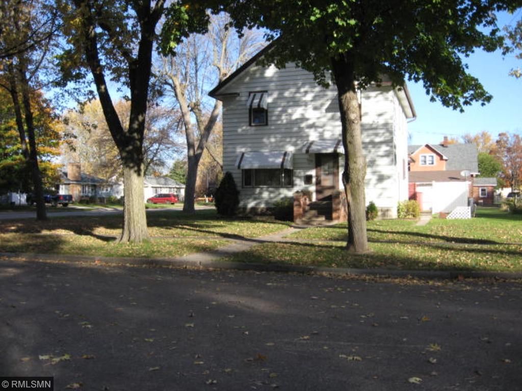 605 15th St E, Glencoe, MN 55336 photo 1