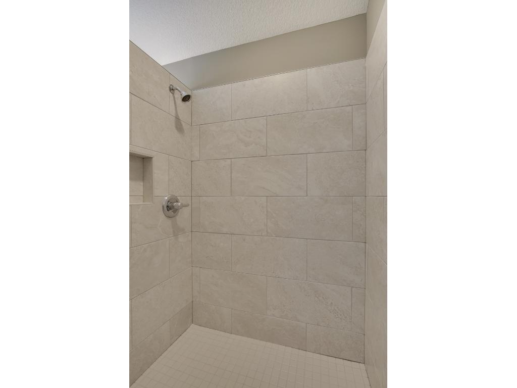10615 Brookside Trl N, Champlin, MN 55316 photo 12
