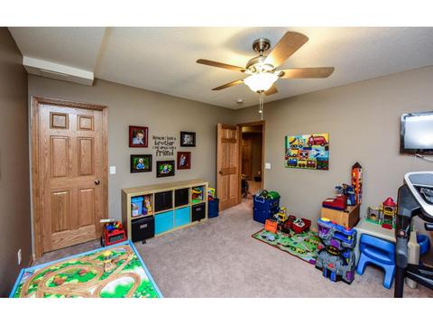 726 Camberwell Dr, Eagan, MN 55123 photo 16