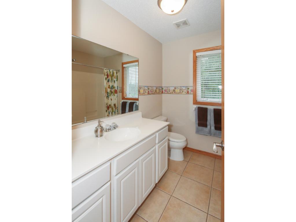 412 Durango Dr, Roberts, WI 54023 photo 8