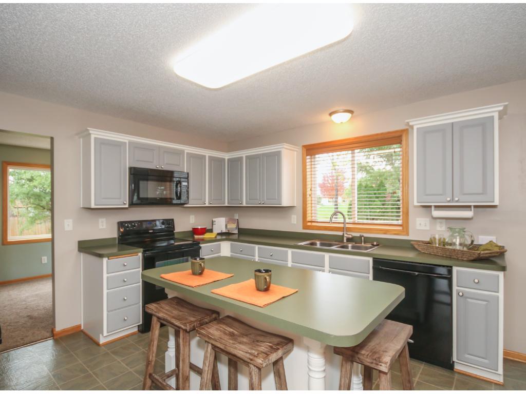 412 Durango Dr, Roberts, WI 54023 photo 3