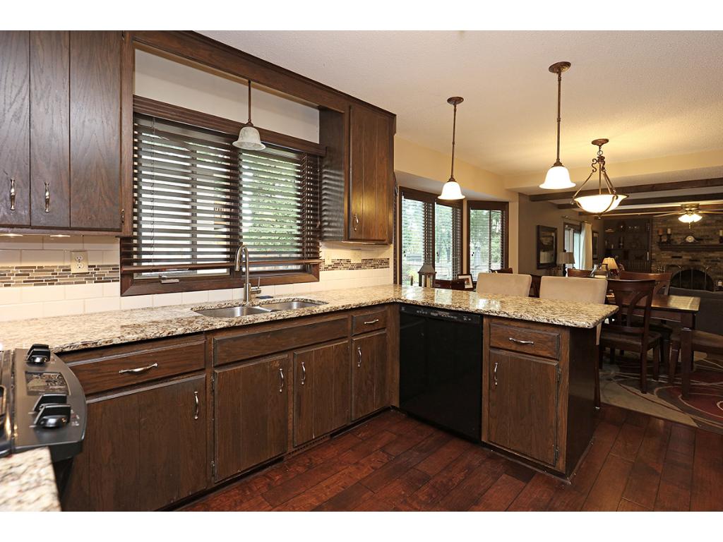 1309 Wilderness Run Dr, Eagan, MN 55123 photo 11