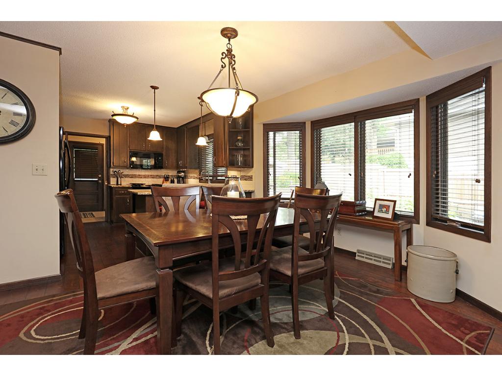 1309 Wilderness Run Dr, Eagan, MN 55123 photo 10